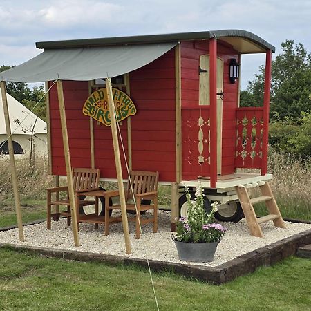 Restored Circus Wagon Saltburn-by-the-Sea Zewnętrze zdjęcie