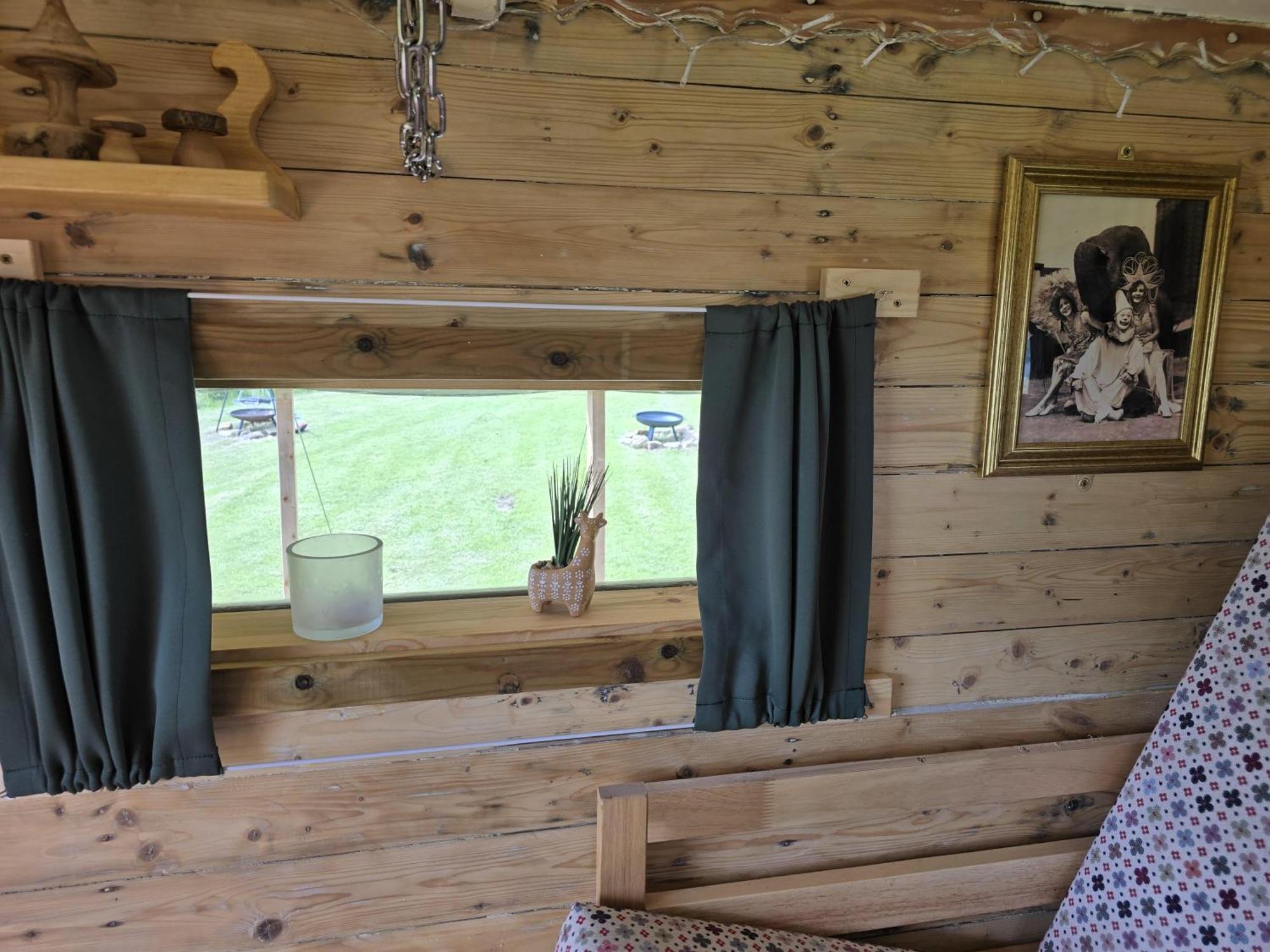 Restored Circus Wagon Saltburn-by-the-Sea Zewnętrze zdjęcie