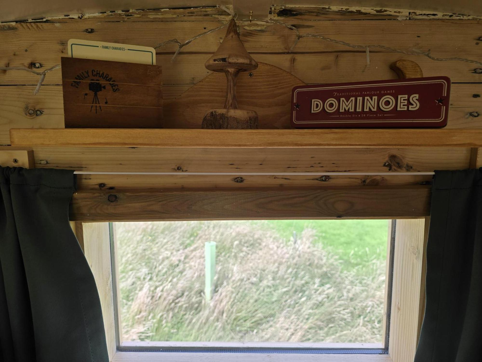 Restored Circus Wagon Saltburn-by-the-Sea Zewnętrze zdjęcie